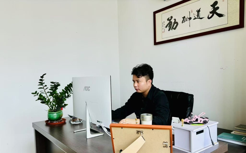 实践淬炼绽芳华  校企协同育英才 ----记娄底潇湘职业学院2021届优秀校友王晓维