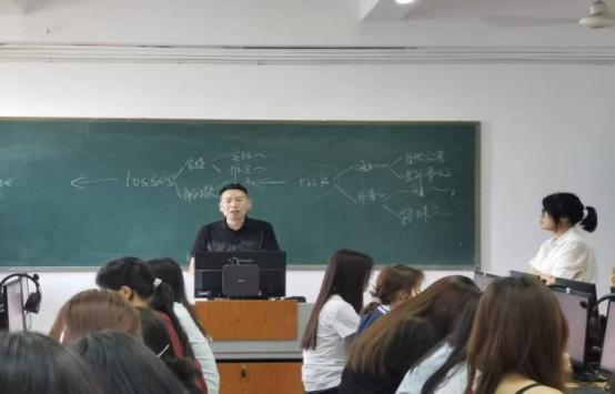 校企联动拓新程，商务英语育新才