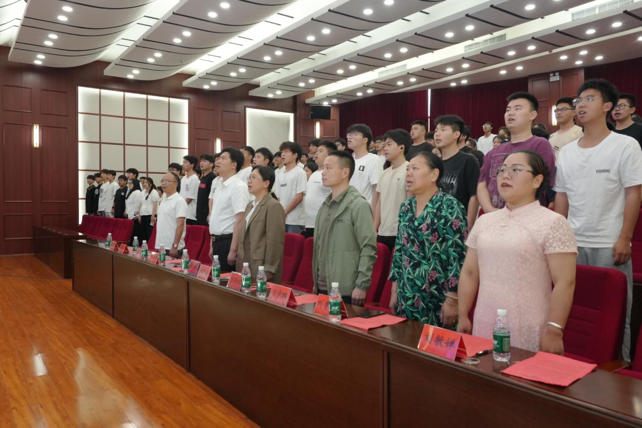 青春激扬，共谱五四华章  ——我校五四表彰活动圆满举行