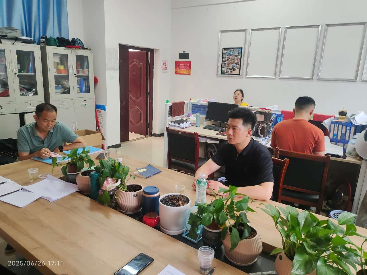 筑牢安全防线，守护校园平安  ——校领导深入一线检查期末安全工作